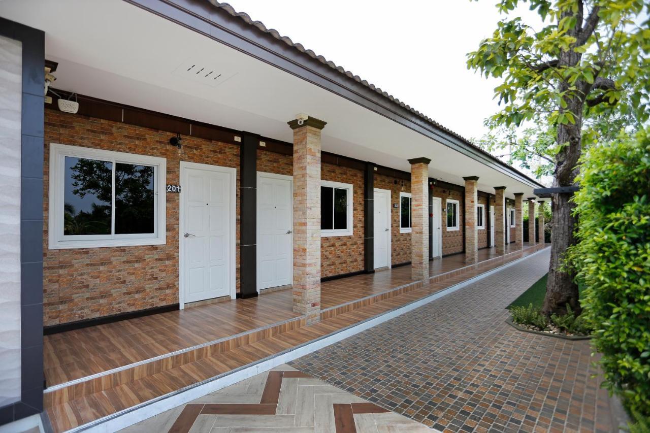 The Vega Resort Чонбури Экстерьер фото